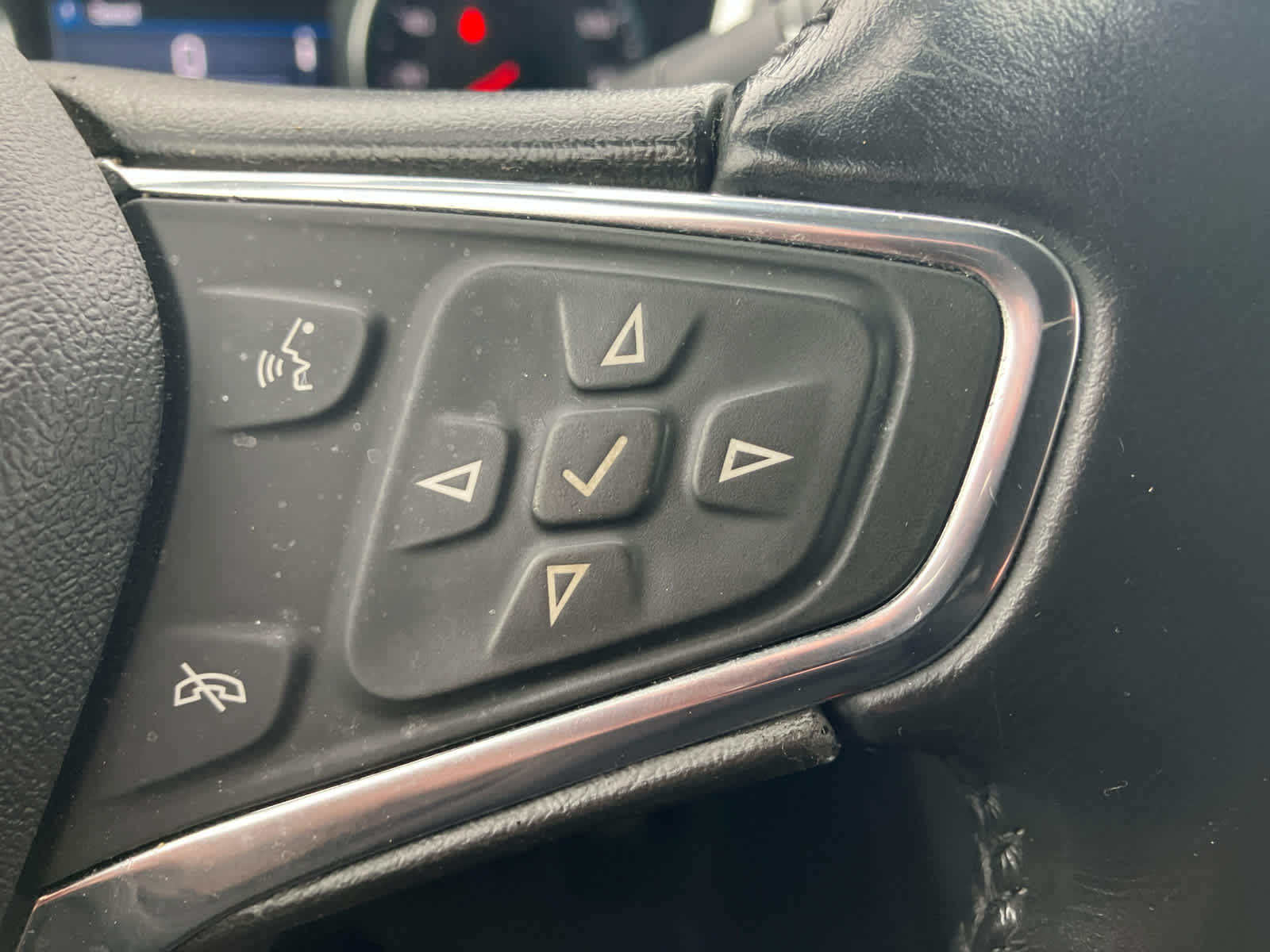 2020 Chevrolet Equinox LT Image 28 of 36