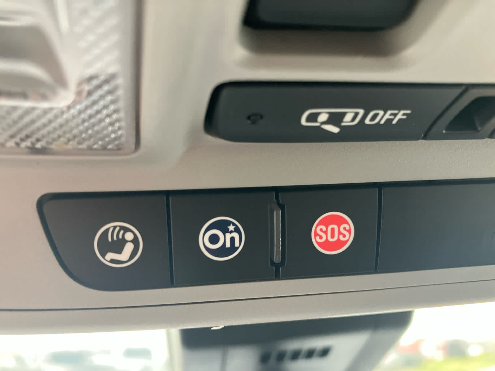 2020 Chevrolet Equinox LT Image 34 of 36