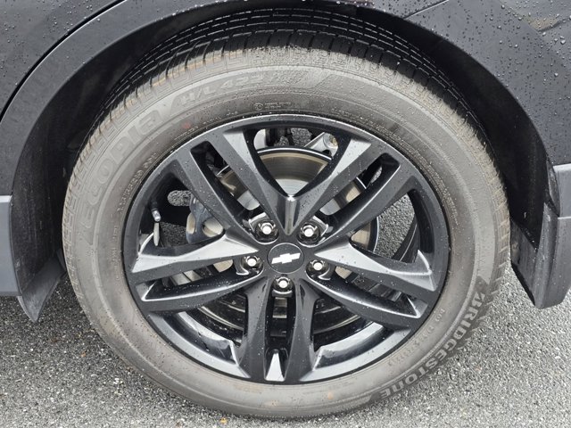 Vehicle image 9 of 26