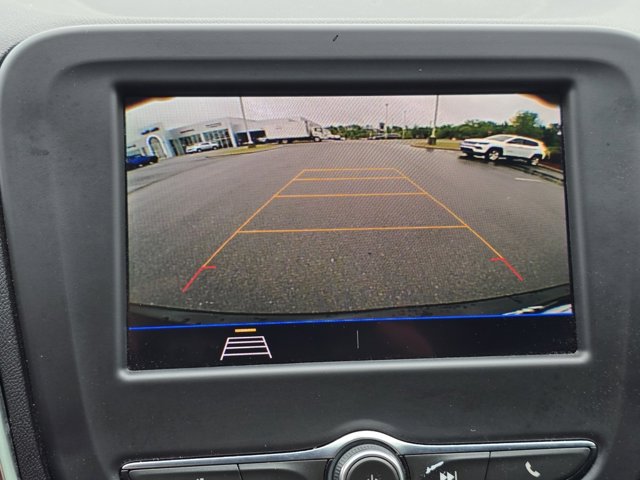 Vehicle image 23 of 26