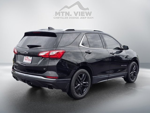 Vehicle image 5 of 26