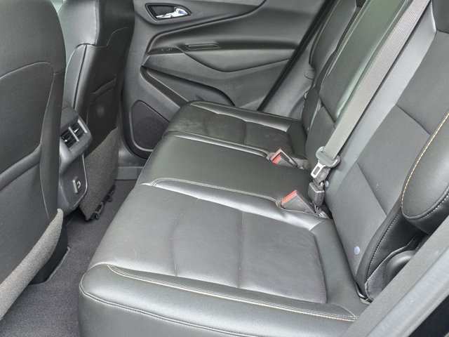 Vehicle image 16 of 26