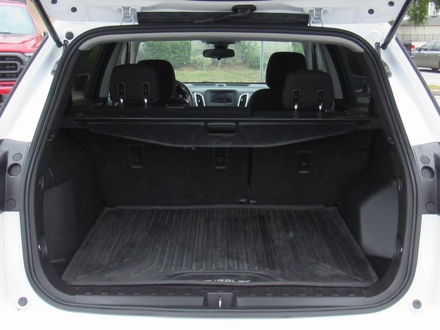 Vehicle image 17 of 43