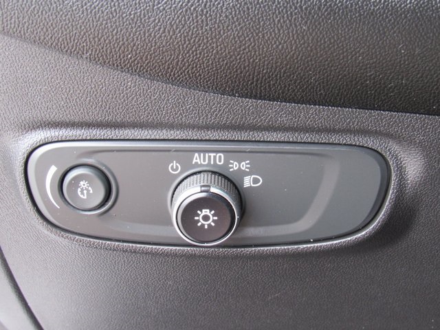 Vehicle image 29 of 43