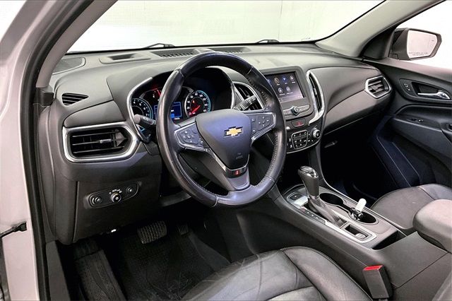 2020 Chevrolet Equinox LT Image 12 of 38