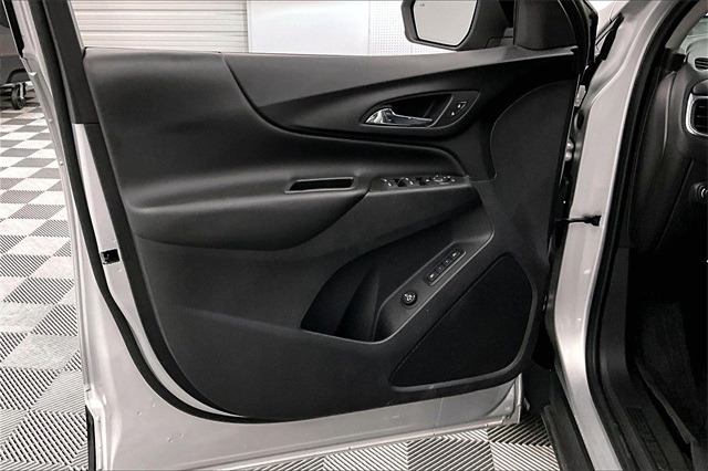 2020 Chevrolet Equinox LT Image 23 of 38