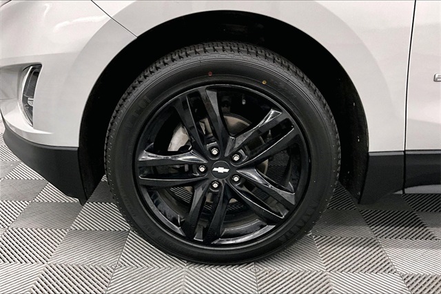 2020 Chevrolet Equinox LT Image 6 of 38