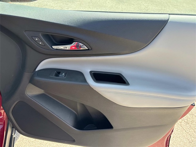 Vehicle image 23 of 34