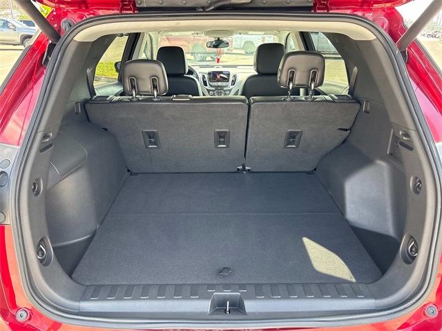 Vehicle image 13 of 34