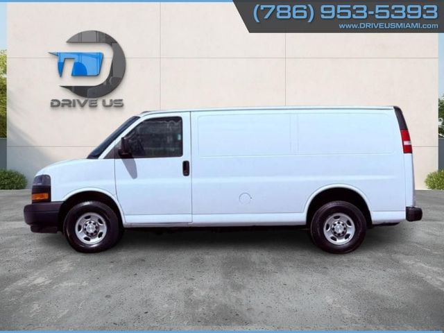 Vehicle image 14 of 33