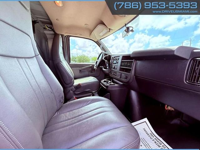 Vehicle image 20 of 33