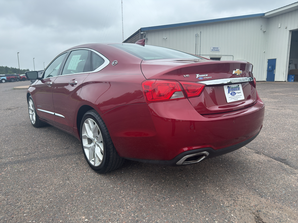 Vehicle image 7 of 26