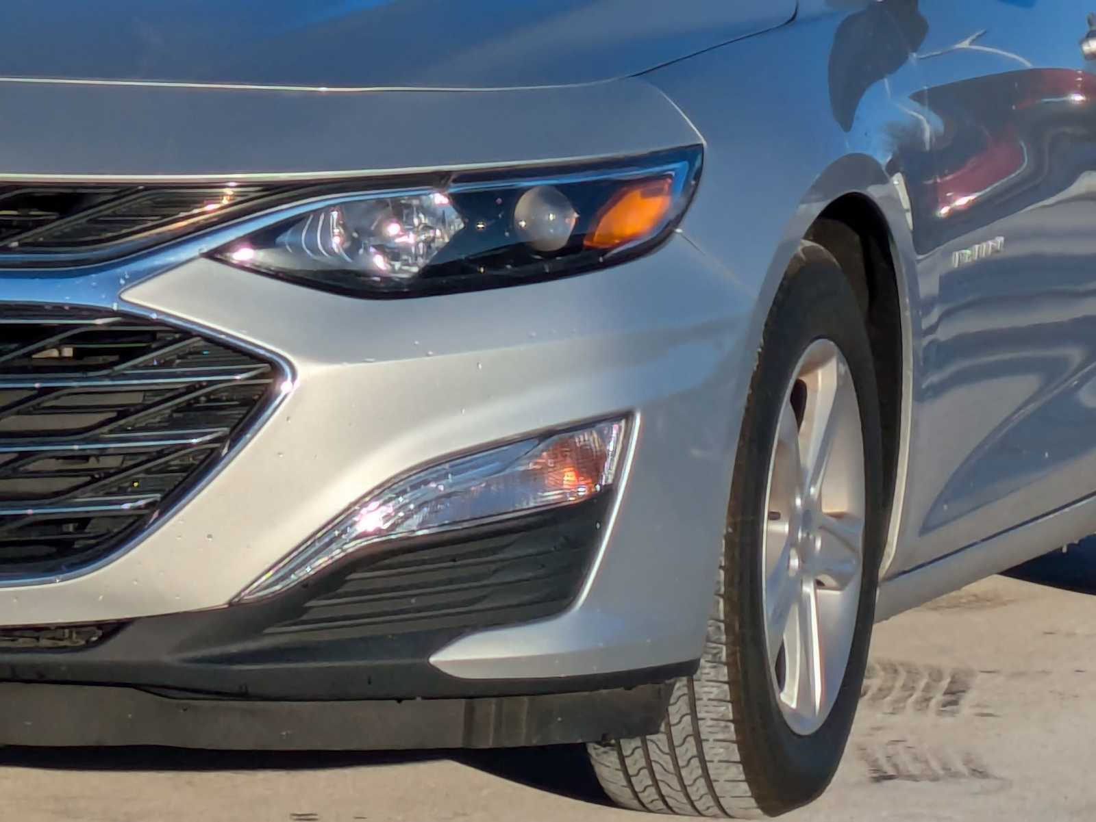 2020 Chevrolet Malibu LS Image 27 of 30