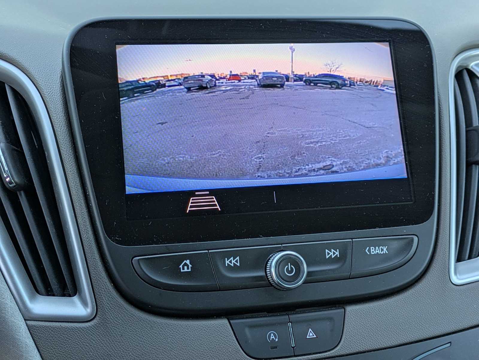 2020 Chevrolet Malibu LS Image 18 of 30