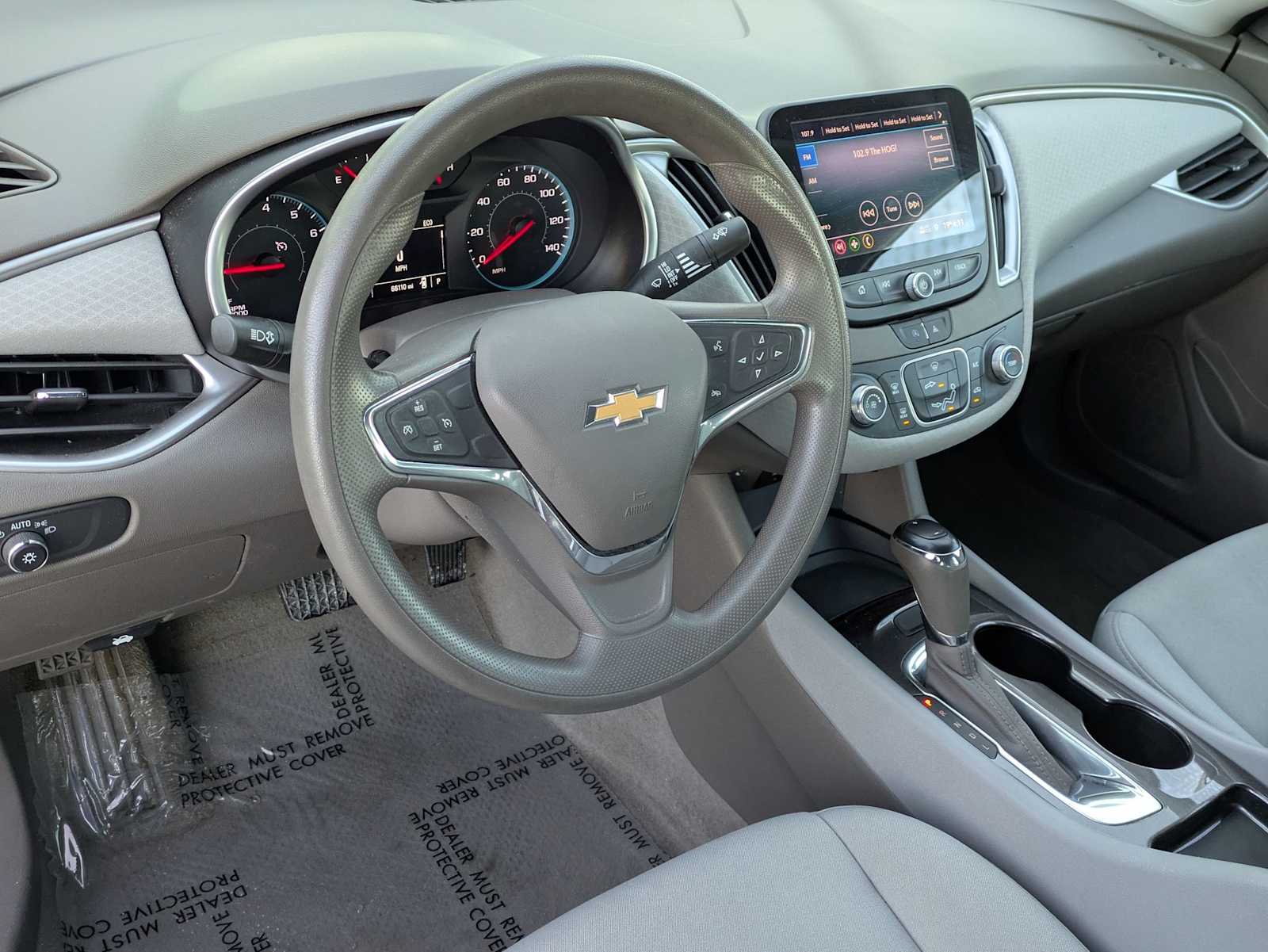 2020 Chevrolet Malibu LS Image 14 of 30