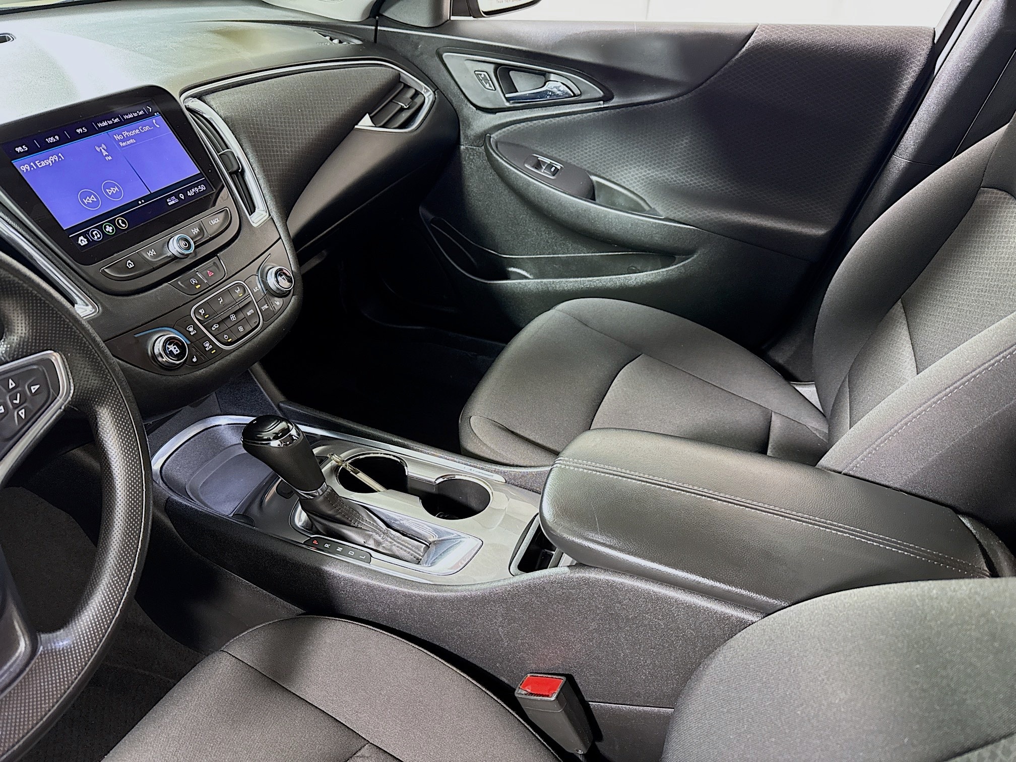 2020 Chevrolet Malibu LT Image 23 of 30