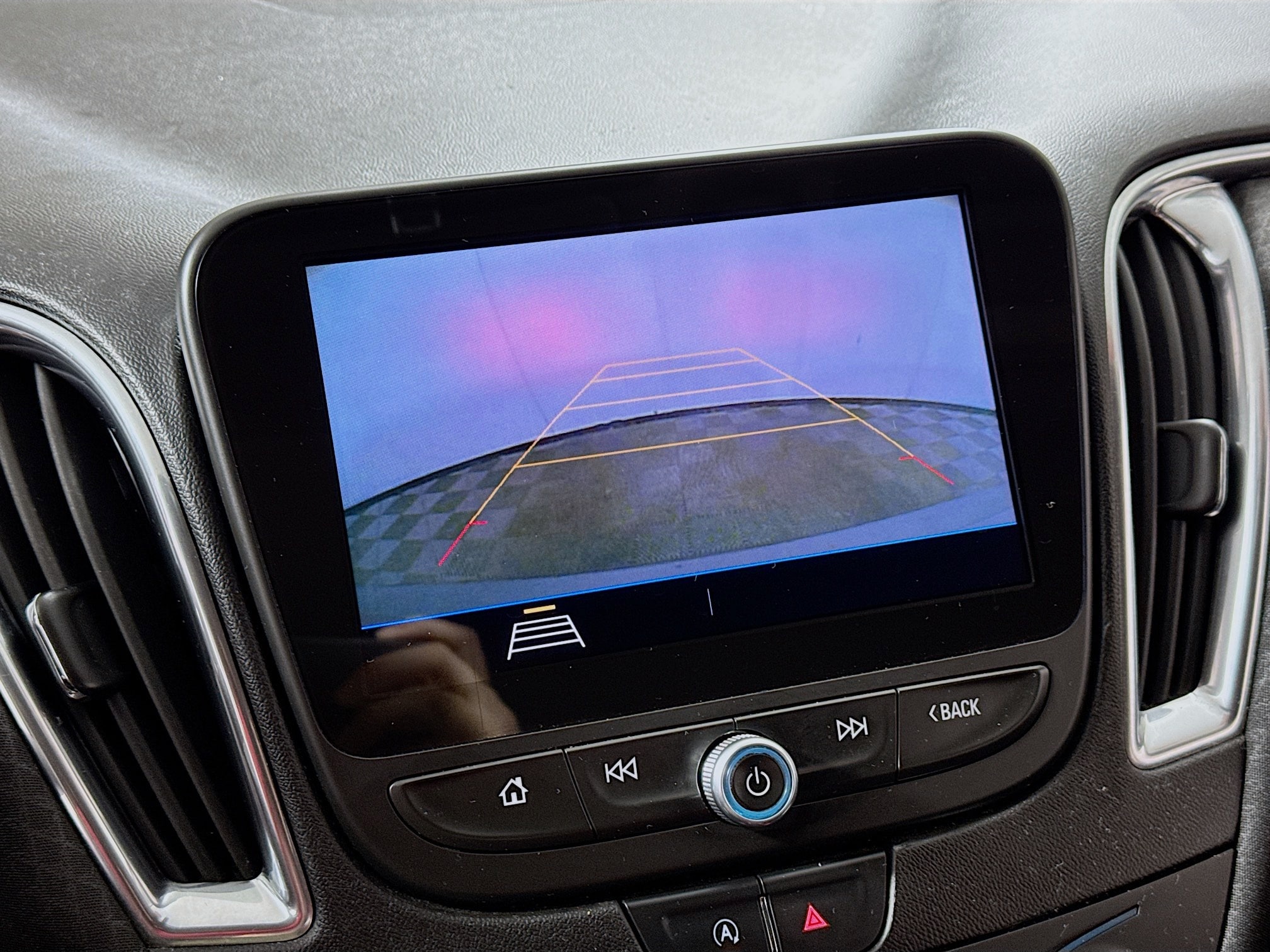 2020 Chevrolet Malibu LT Image 20 of 30