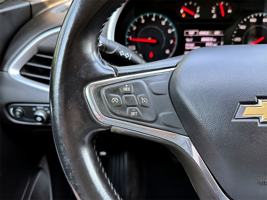 Vehicle image 18 of 35