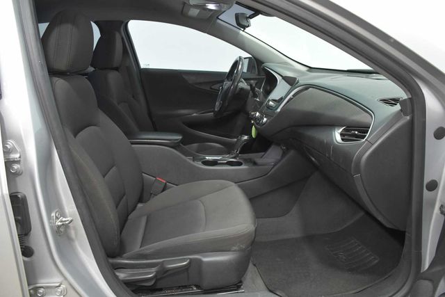 2020 Chevrolet Malibu RS Image 10 of 26