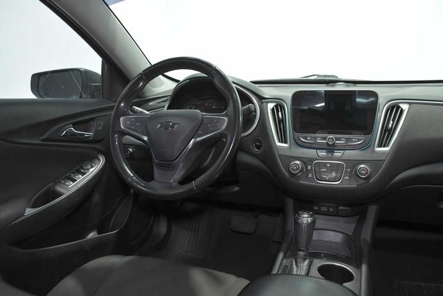 2020 Chevrolet Malibu RS Image 17 of 26