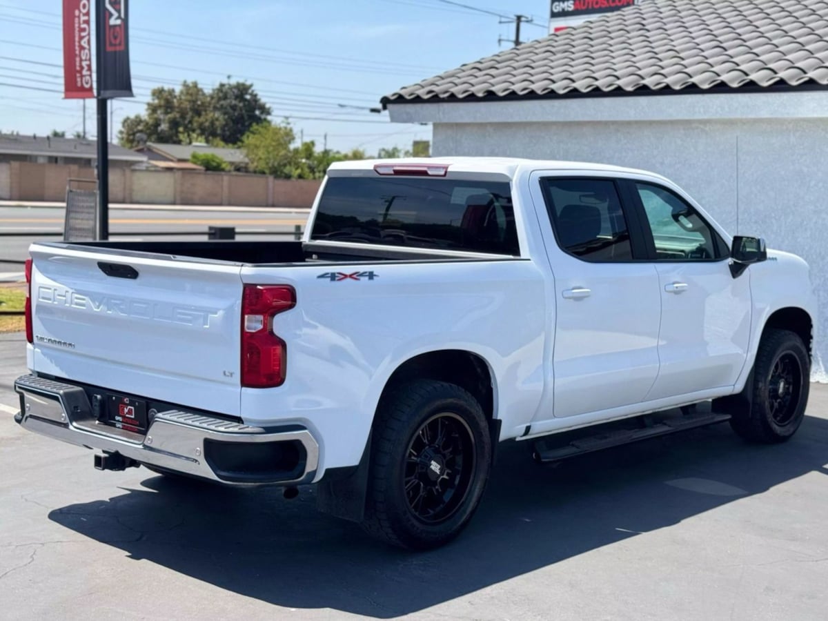 Vehicle image 6 of 35