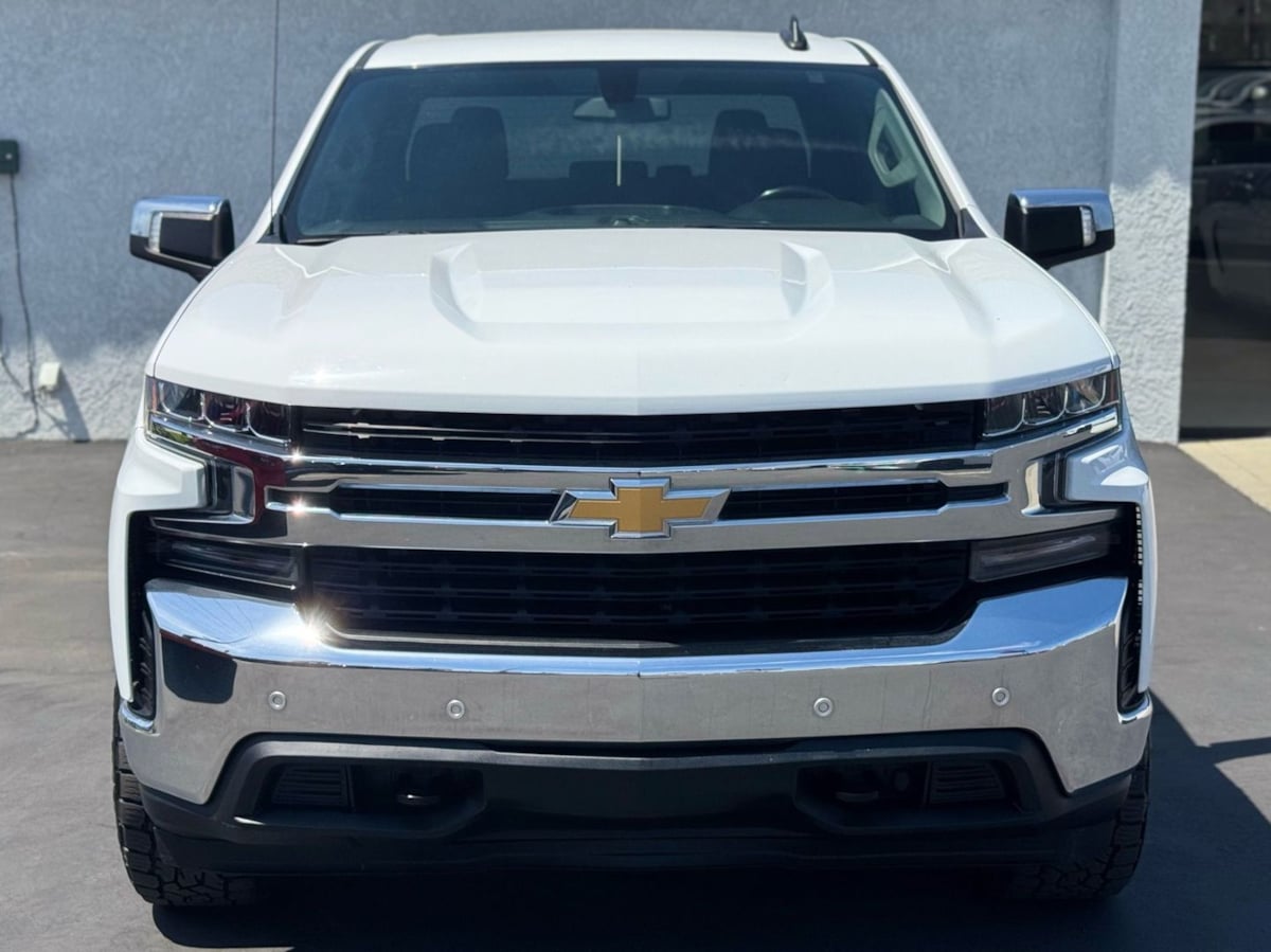Vehicle image 3 of 35
