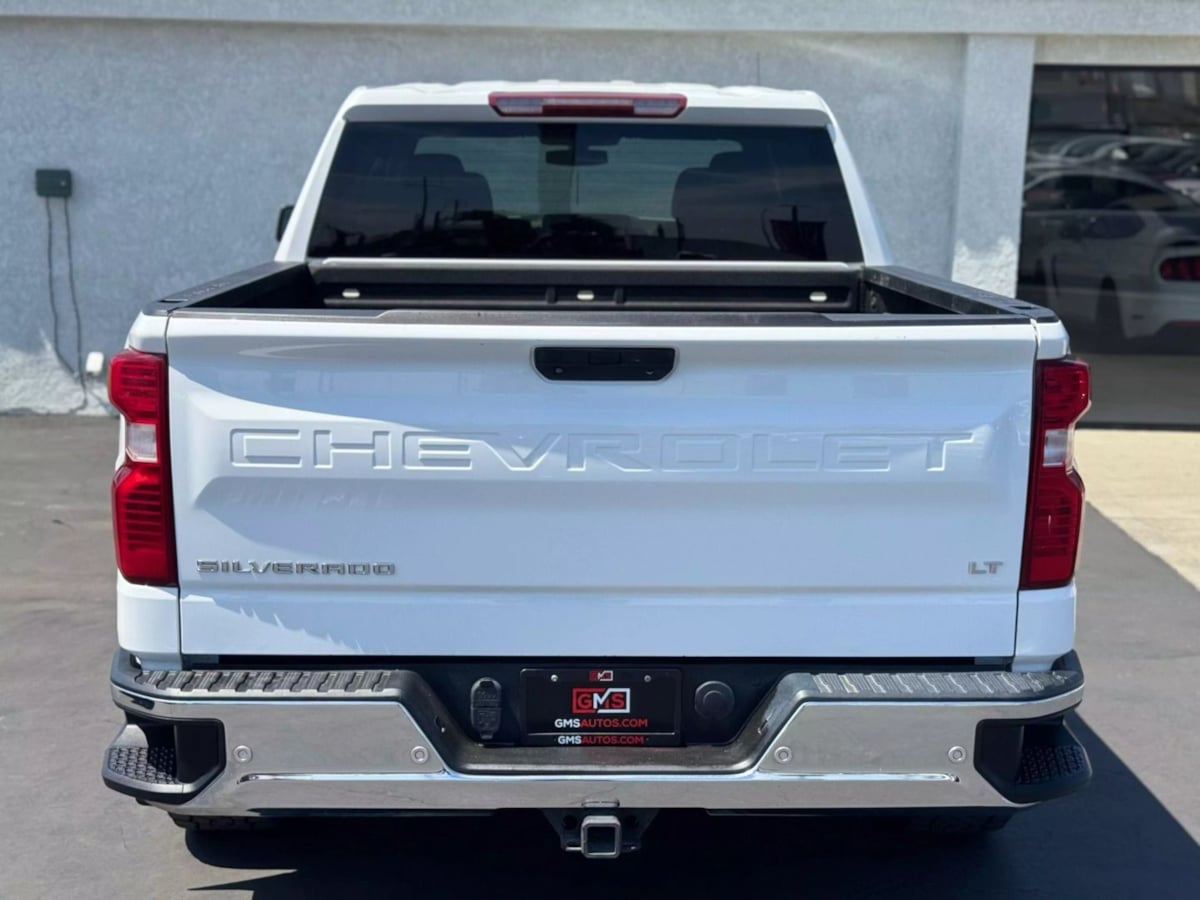 Vehicle image 7 of 35