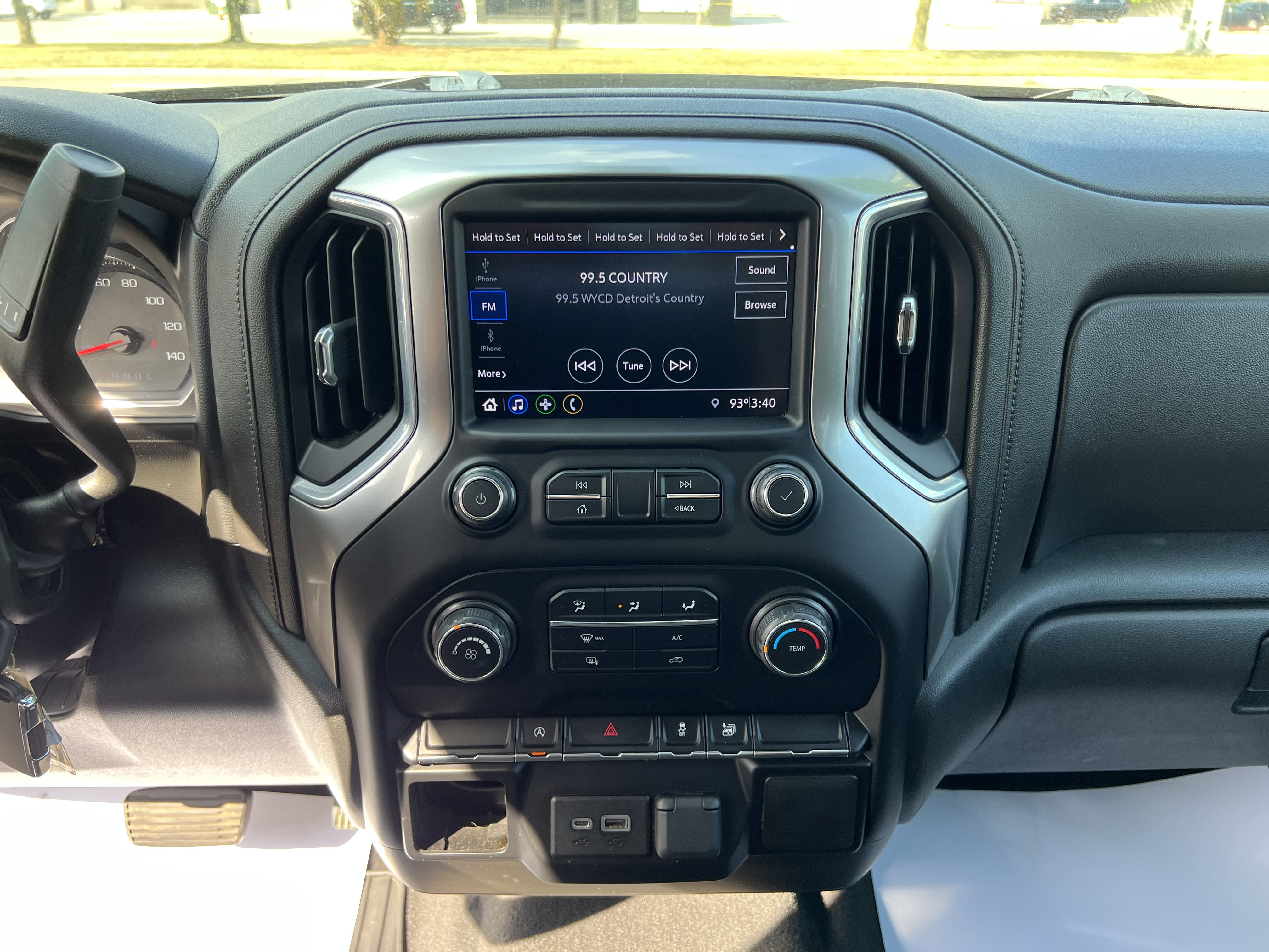 2020 Chevrolet Silverado 1500 LT Image 18 of 26