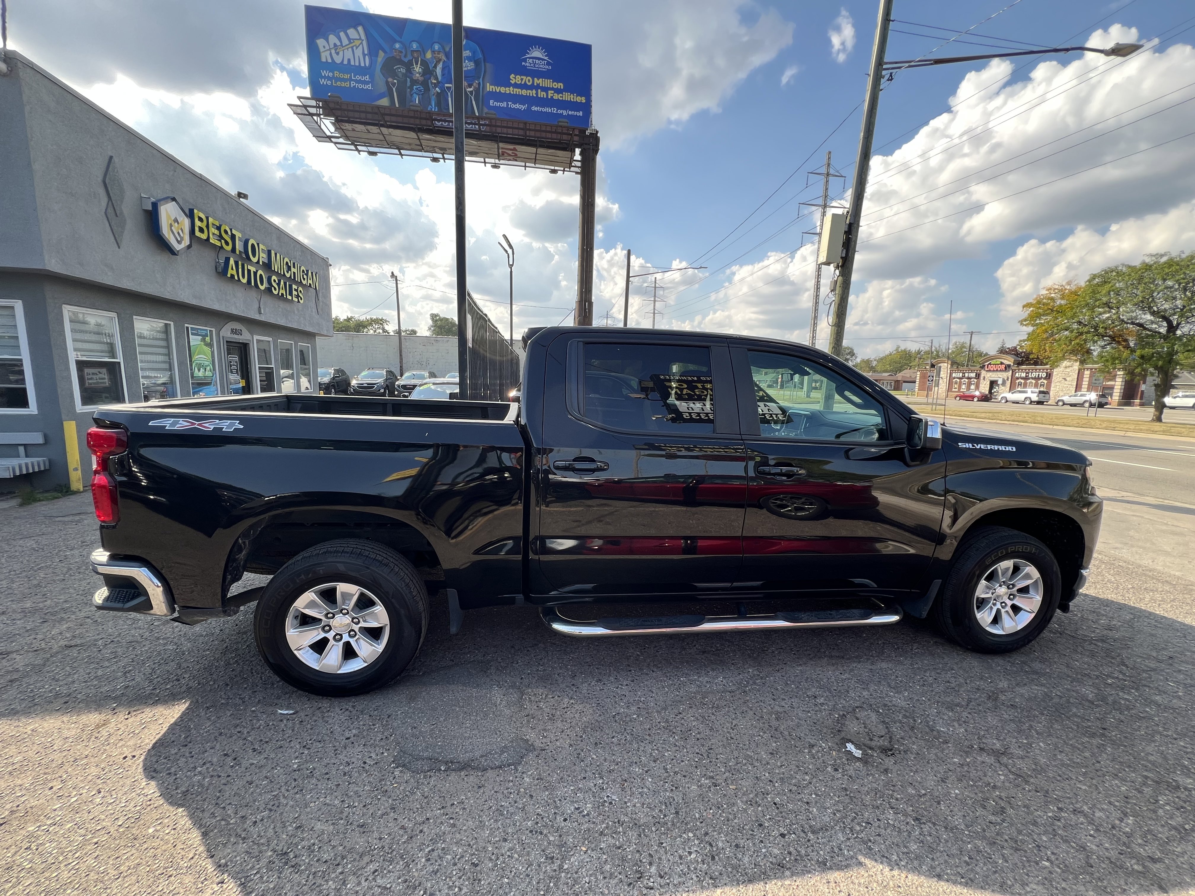 2020 Chevrolet Silverado 1500 LT Image 5 of 26