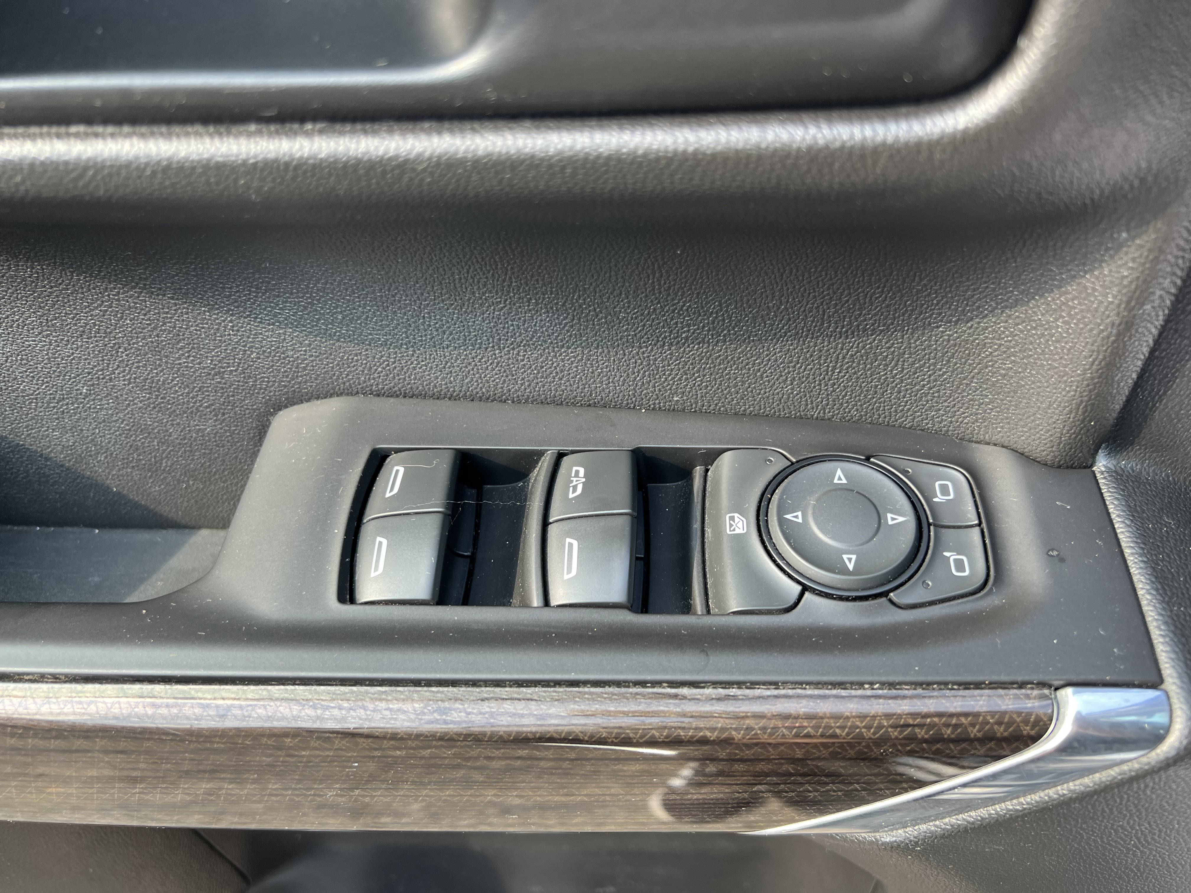 2020 Chevrolet Silverado 1500 LT Image 19 of 26