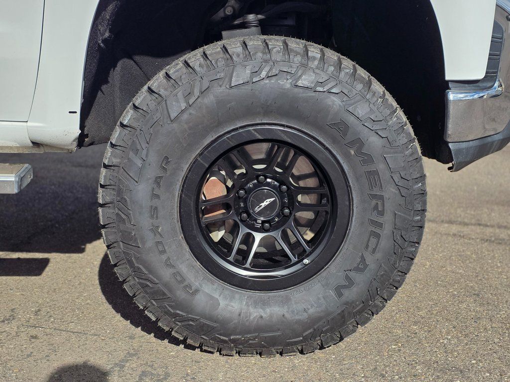 2020 Chevrolet Silverado 1500 LT Image 8 of 42