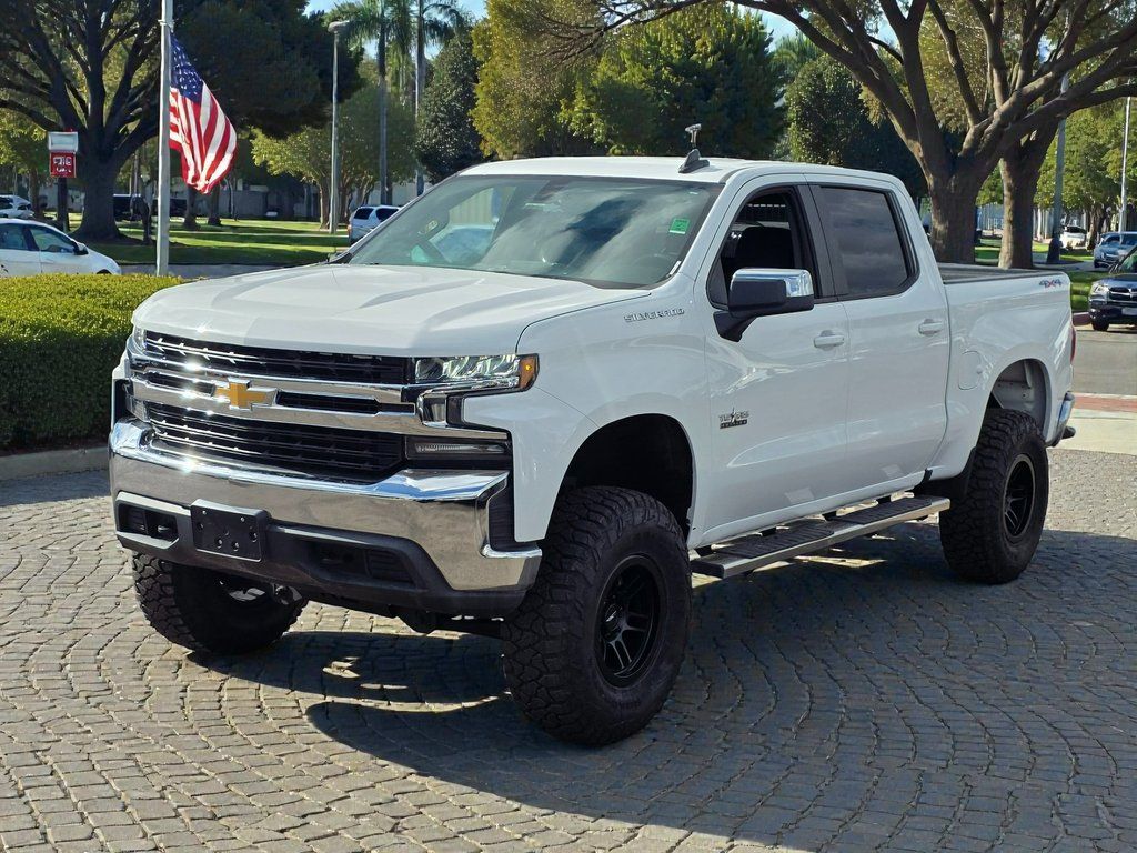 2020 Chevrolet Silverado 1500 LT Image 4 of 42