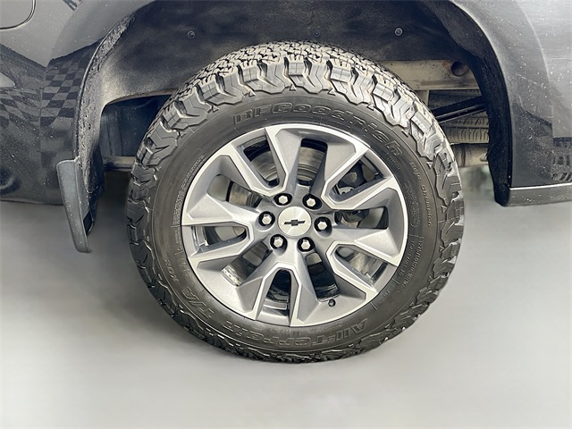 Vehicle image 36 of 41
