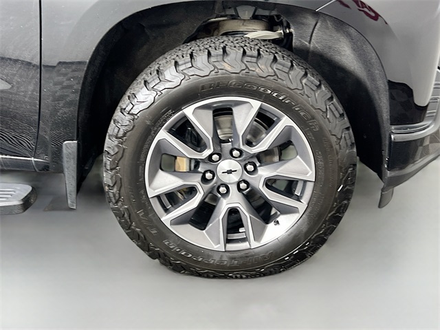 Vehicle image 38 of 41