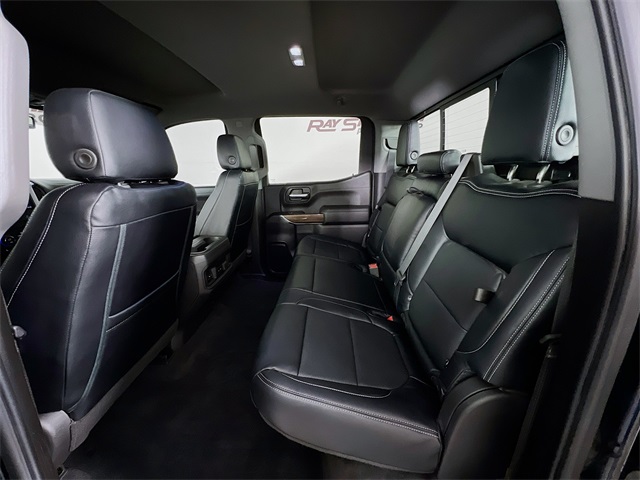 Vehicle image 23 of 41