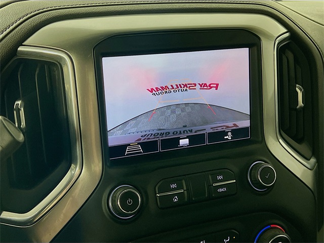 Vehicle image 18 of 41