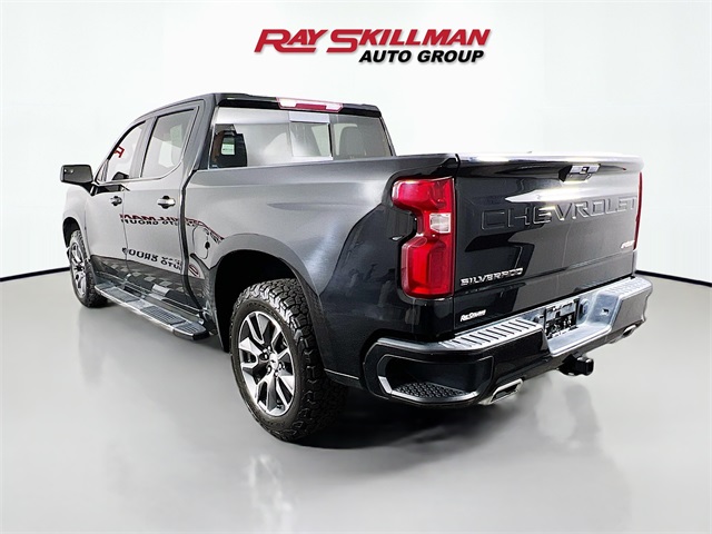 Vehicle image 6 of 41