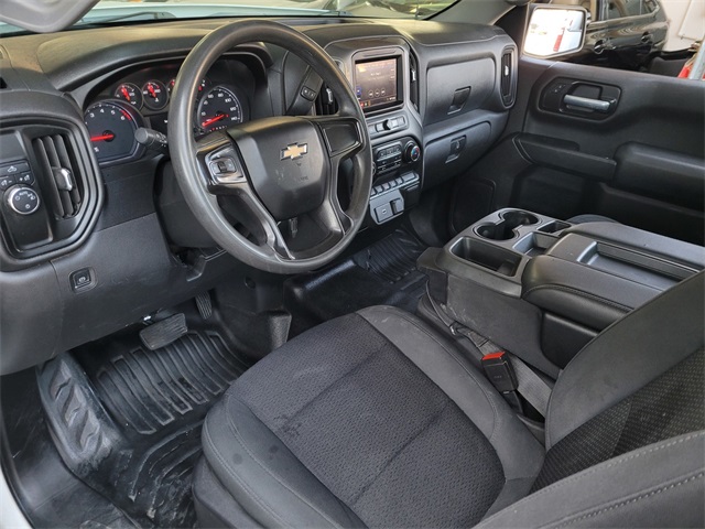 Vehicle image 9 of 26