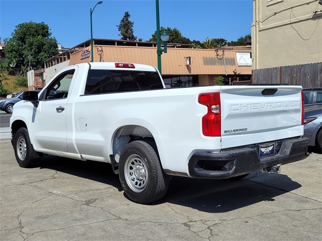 Vehicle image 7 of 26