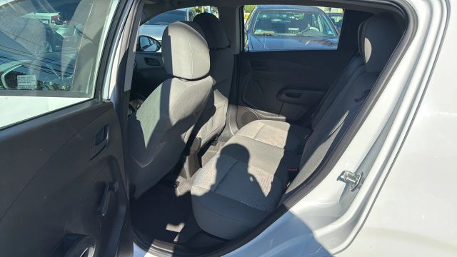 2020 Chevrolet Sonic LT Image 14 of 31