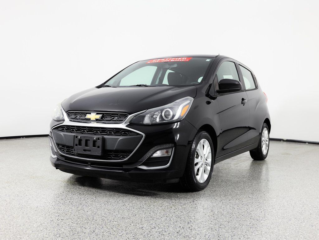 2020 Chevrolet Spark LT Image 1 of 28