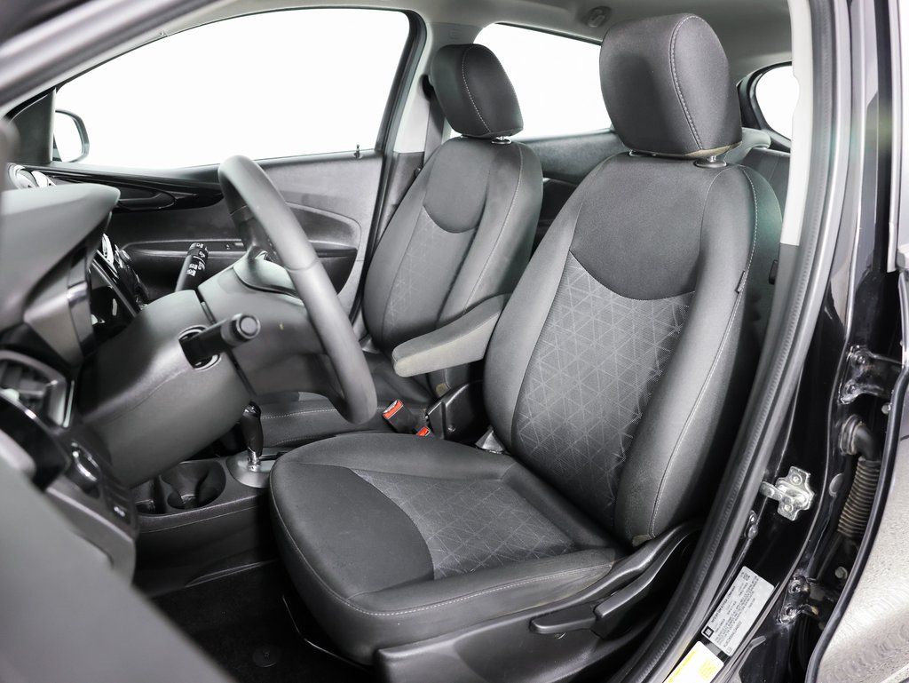 2020 Chevrolet Spark LT Image 10 of 28