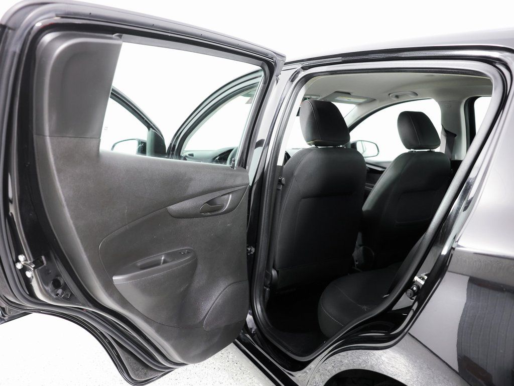 2020 Chevrolet Spark LT Image 12 of 28