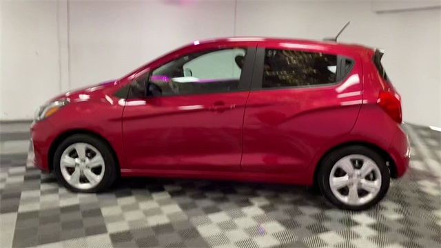 Vehicle image 9 of 23