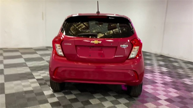 Vehicle image 7 of 23