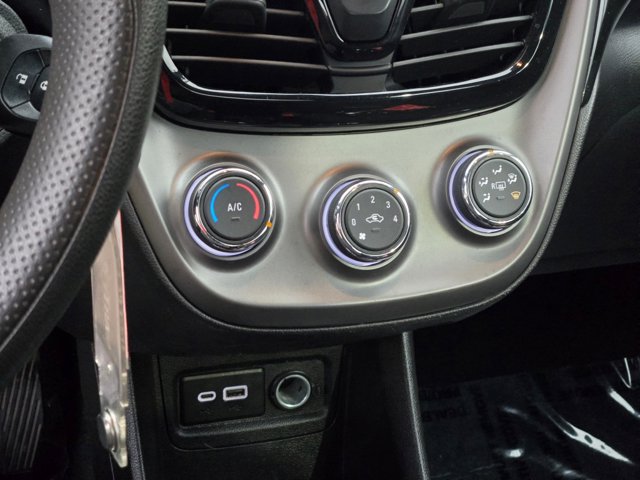 2020 Chevrolet Spark LT Image 22 of 29