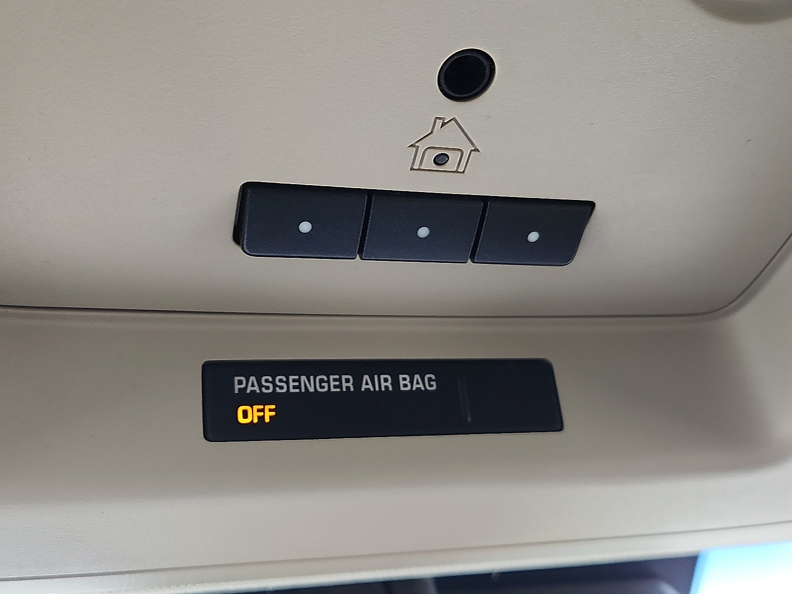 Vehicle image 17 of 20