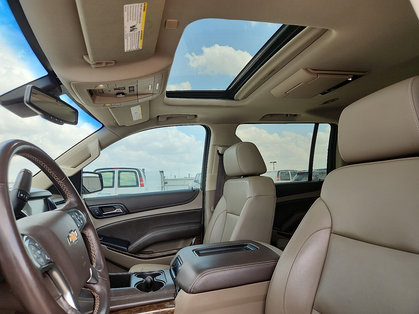 Vehicle image 13 of 20