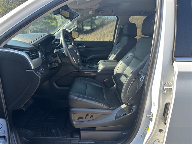 Vehicle image 9 of 32