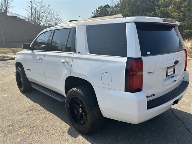 Vehicle image 8 of 32